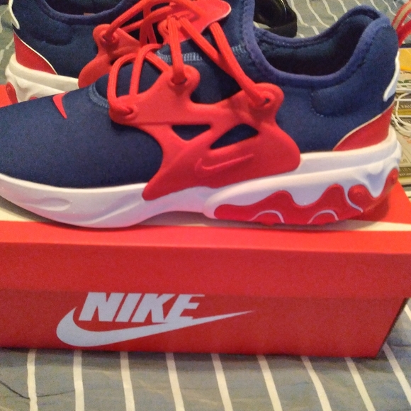 NIKE PRESTO - Picture 3 of 6